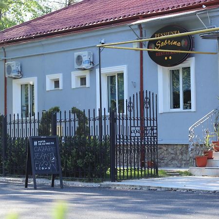 Pensiunea Sabrina Baile Lacu Sarat Bagian luar foto